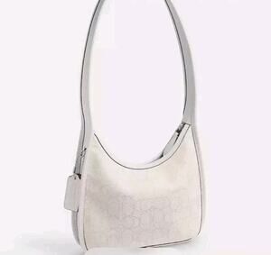 NWT COACH Originals Curve Zip (Ergo) Archive Bag Chalk Signature CAF11